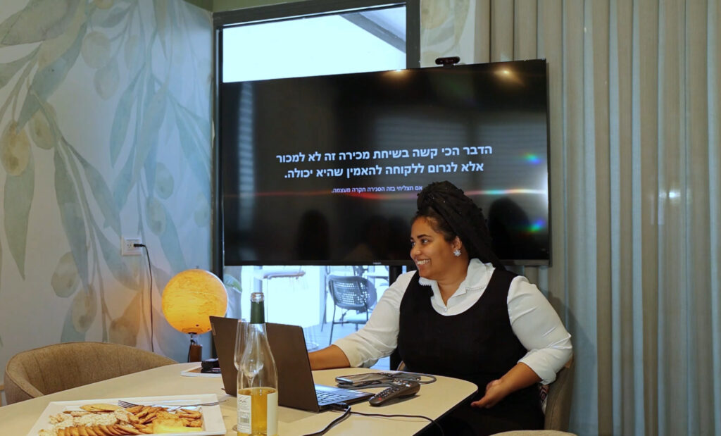 איך לסגור מכירות פרימיום - טיפול בהתנגדויות